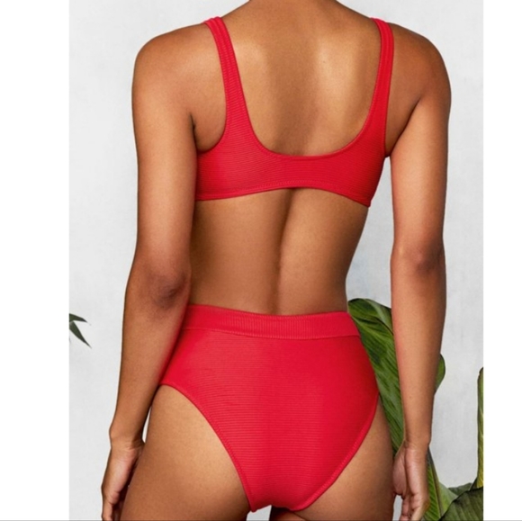 Ribbed swimsuit - Picture 3 of 9